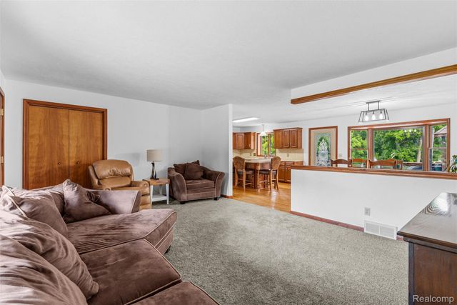6699 E Lansing Road, Vernon Village, MI 48429