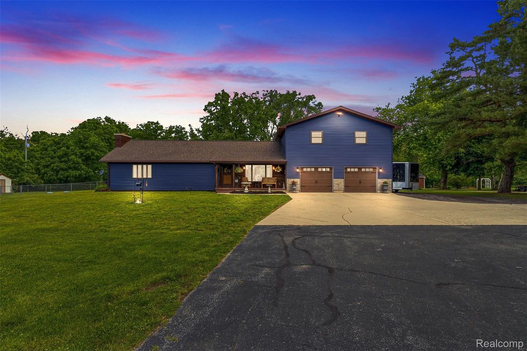 6699 E Lansing Road, Vernon Village, MI 48429