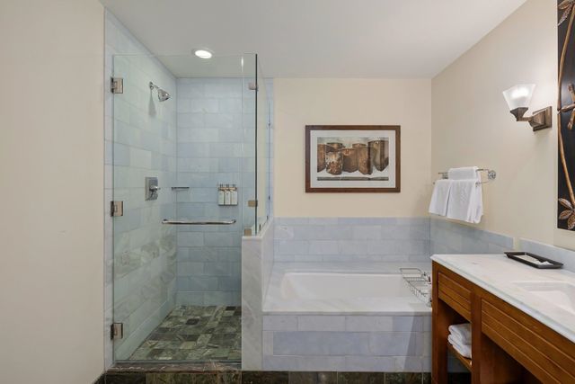 7412 Mountain Rd Unit 407, Stowe, VT 05672