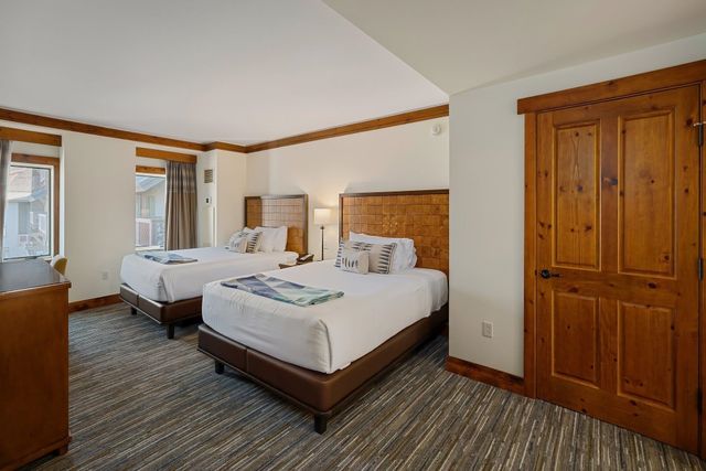 7412 Mountain Rd Unit 407, Stowe, VT 05672