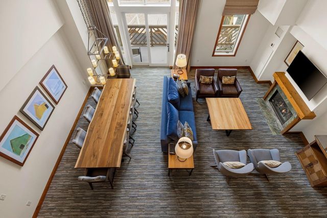 7412 Mountain Rd Unit 407, Stowe, VT 05672