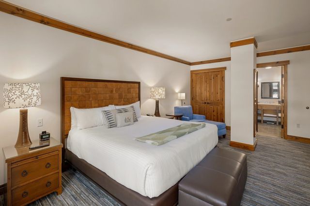 7412 Mountain Rd Unit 407, Stowe, VT 05672