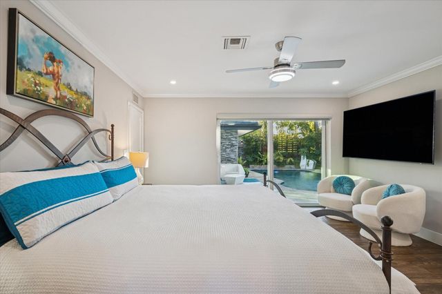 2131 NE 15th Ter, Wilton Manors, FL 33305