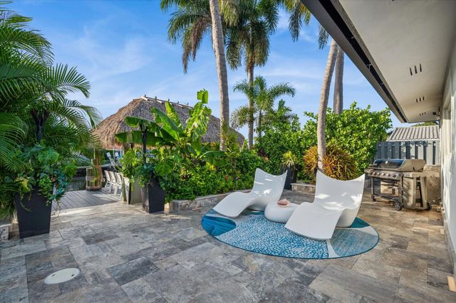 2131 NE 15th Ter, Wilton Manors, FL 33305