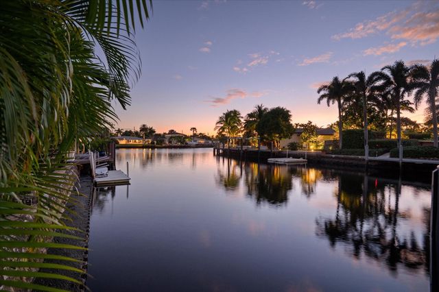 2131 NE 15th Ter, Wilton Manors, FL 33305