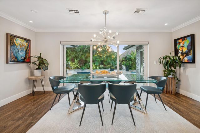 2131 NE 15th Ter, Wilton Manors, FL 33305