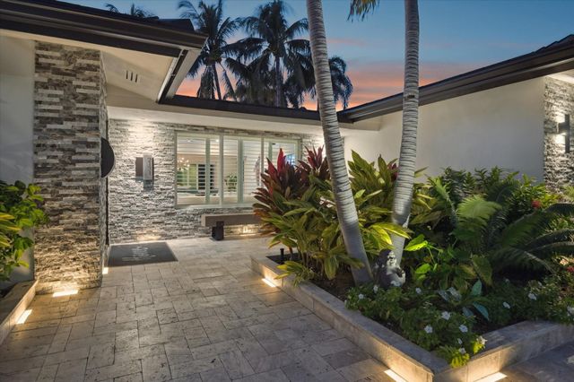 2131 NE 15th Ter, Wilton Manors, FL 33305