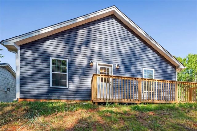 4311 Mineral Avenue, Winston-salem, NC 27105