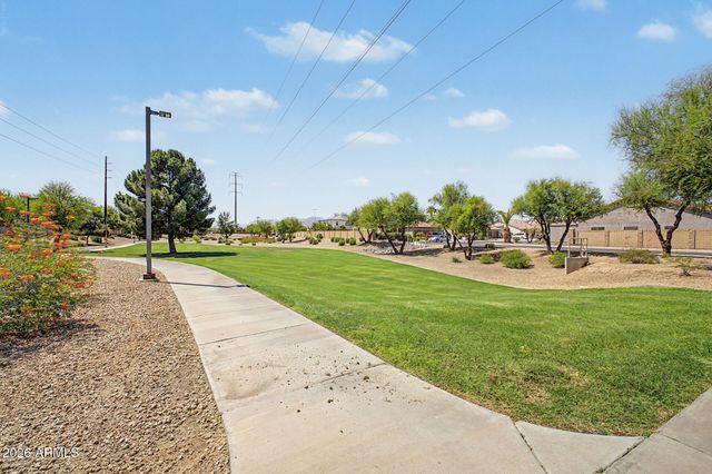 5020 W PEDRO Lane, Laveen, AZ 85339