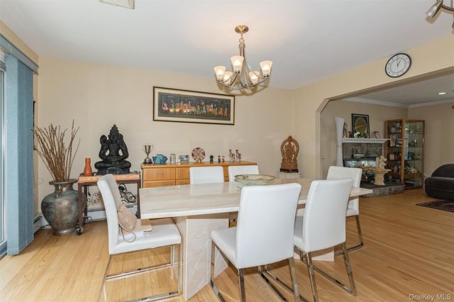 148 Lincoln Street, Garden City, NY 11530