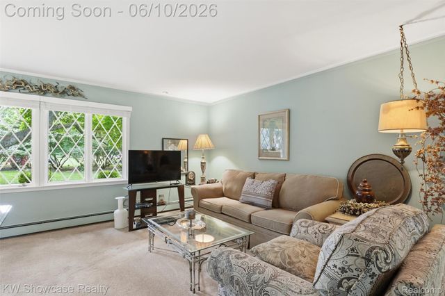 27221 Apple Tree Lane, Franklin Village, MI 48025
