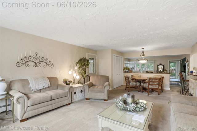 27221 Apple Tree Lane, Franklin Village, MI 48025