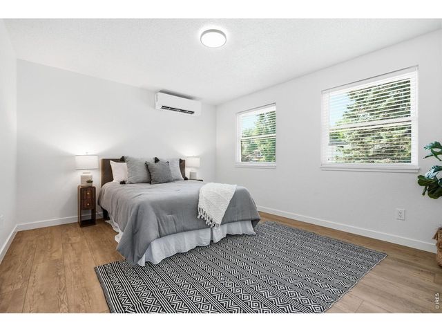 3525 Lakeview Cir, Longmont, CO 80503