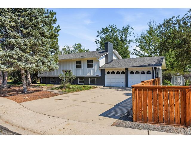 3525 Lakeview Cir, Longmont, CO 80503