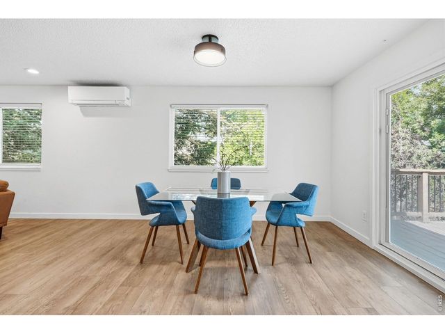 3525 Lakeview Cir, Longmont, CO 80503