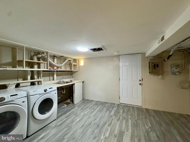 433 OAKWOOD RD, Baltimore, MD 21222