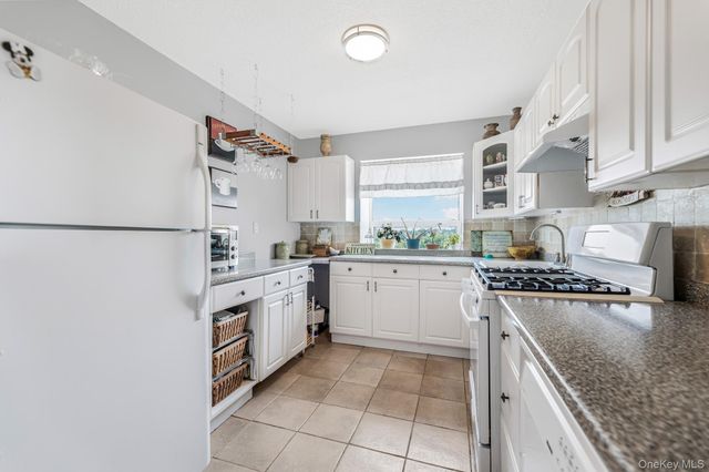 1523 Central Park Avenue 12c, Yonkers, NY 10710
