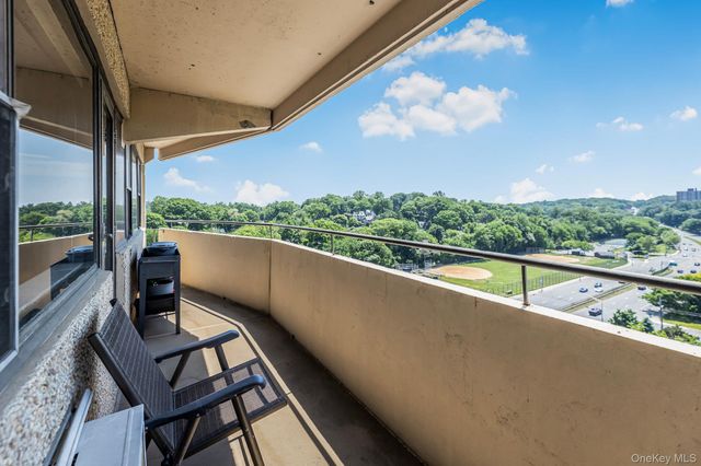 1523 Central Park Avenue 12c, Yonkers, NY 10710
