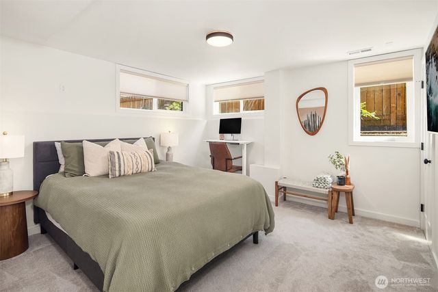 2502 NE 68th Street, Seattle, WA 98115