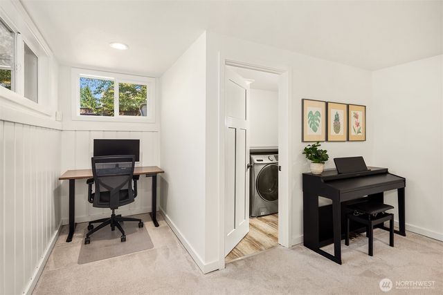 2502 NE 68th Street, Seattle, WA 98115