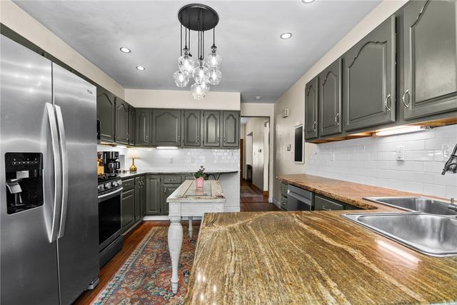 414 Whitney Ave, Regent Square, PA 15221