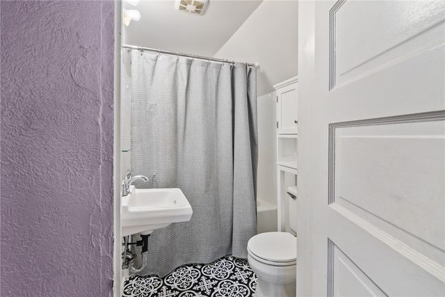 414 Whitney Ave, Regent Square, PA 15221