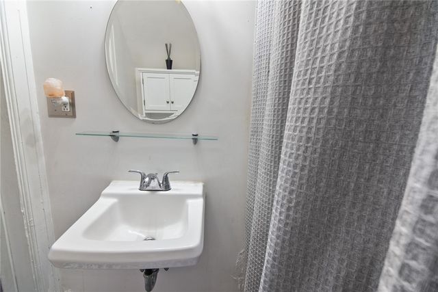 414 Whitney Ave, Regent Square, PA 15221