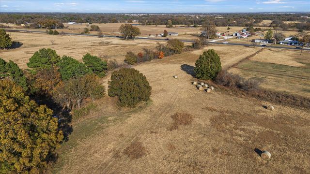7773 Us-377 Highway, Collinsville, TX 76233