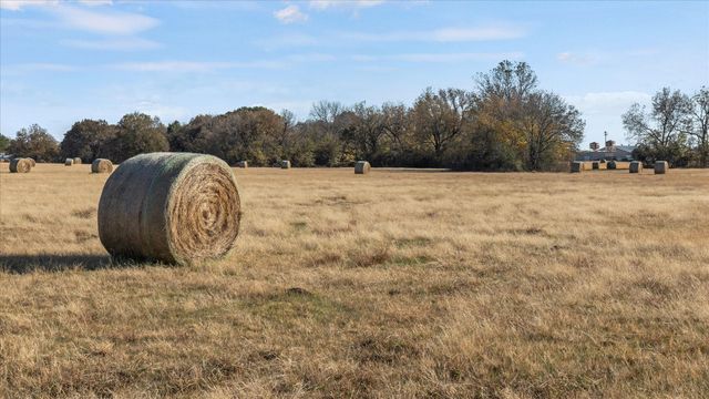 7773 Us-377 Highway, Collinsville, TX 76233