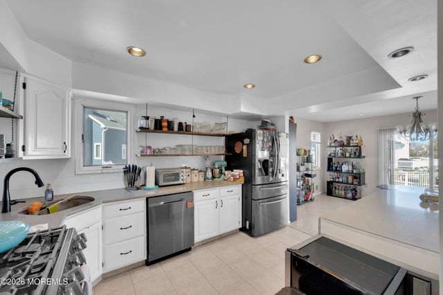 231 Allen Road, Bayville, NJ 08721