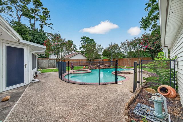 16806 Deep Pines Drive, Spring, TX 77379
