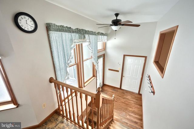 13525 CENTER RD, Stewartstown, PA 17363