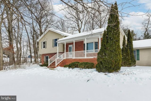 13525 CENTER RD, Stewartstown, PA 17363