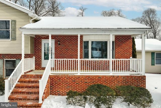 13525 CENTER RD, Stewartstown, PA 17363