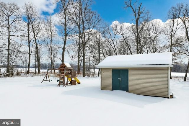 13525 CENTER RD, Stewartstown, PA 17363