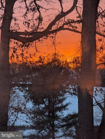 13525 CENTER RD, Stewartstown, PA 17363