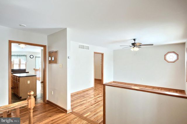 13525 CENTER RD, Stewartstown, PA 17363