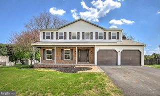 404 CLEMENS DR, Dillsburg, PA 17019