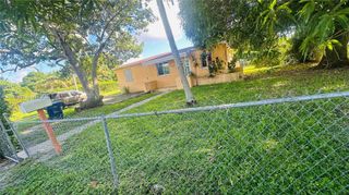 1740 NW 126th St, Miami, FL 33167