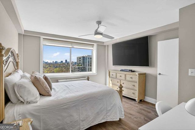 2479 Peachtree Road NE 1517, Atlanta, GA 30305
