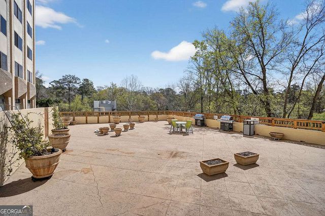 2479 Peachtree Road NE 1517, Atlanta, GA 30305