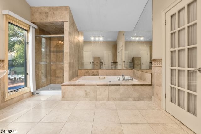 8 Cracco Ln, Wayne Twp., NJ 07470