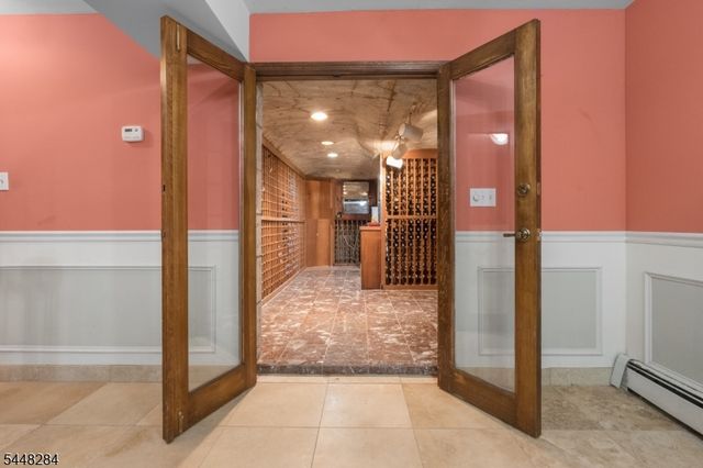 8 Cracco Ln, Wayne Twp., NJ 07470