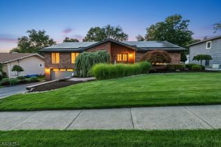 8 Cracco Ln, Wayne Twp., NJ 07470