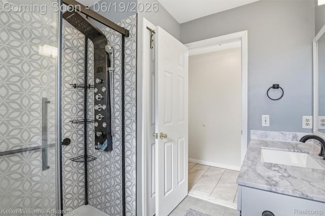 24438 Cote D Nel Drive, Farmington Hills, MI 48336