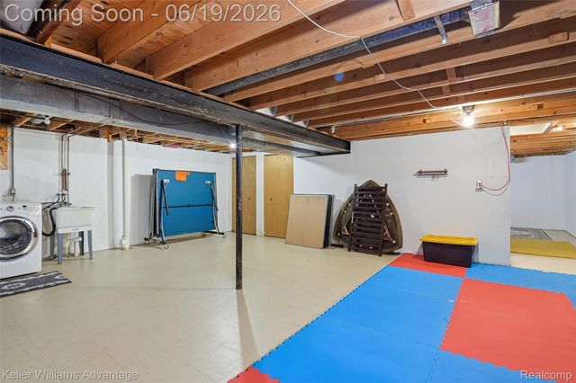 24438 Cote D Nel Drive, Farmington Hills, MI 48336