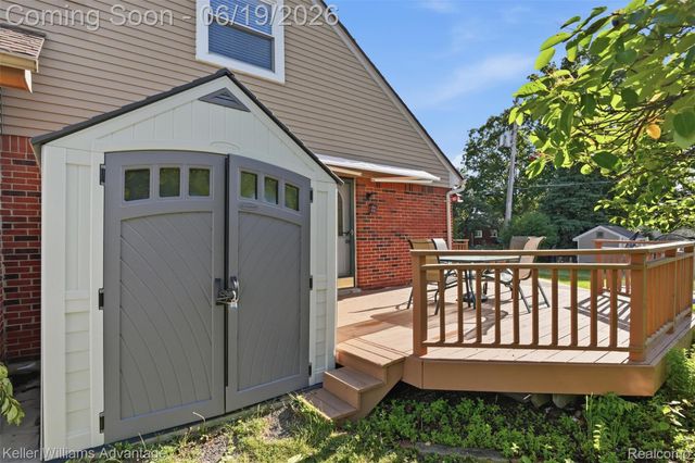 24438 Cote D Nel Drive, Farmington Hills, MI 48336