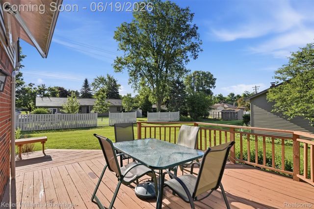 24438 Cote D Nel Drive, Farmington Hills, MI 48336