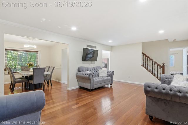 24438 Cote D Nel Drive, Farmington Hills, MI 48336