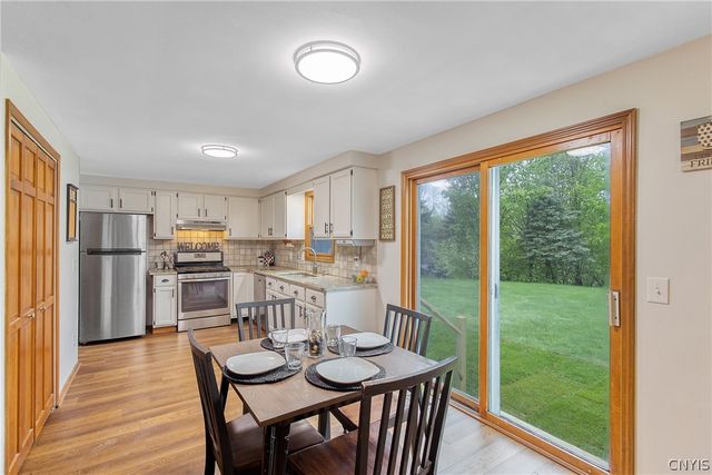 416 Mallard Drive, Camillus, NY 13031